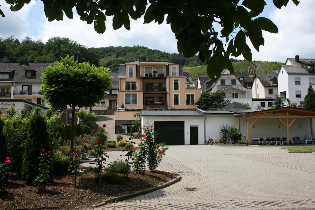 Weingut Goeres Hotel Briedel Exterior photo