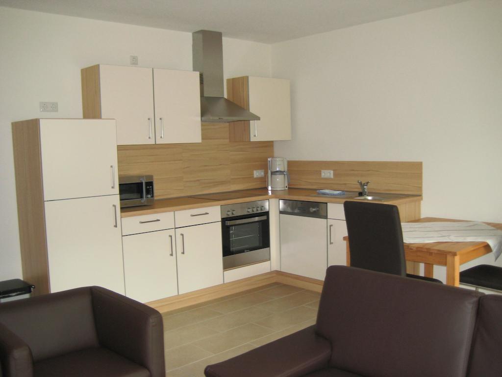Weingut Goeres Hotel Briedel Room photo